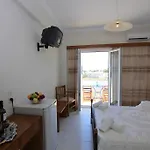 Petra Nera 2* Περίσσα