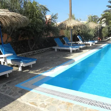 Petra Nera Hotell Perissa (Santorini)