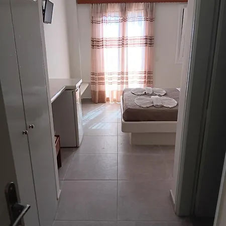 Petra Nera Hotell 2*