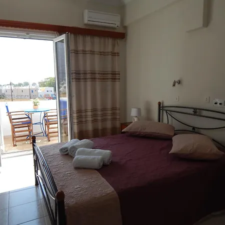 Hotell Petra Nera 2*
