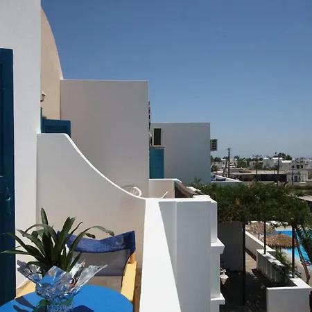 Petra Nera Hotell Perissa (Santorini)