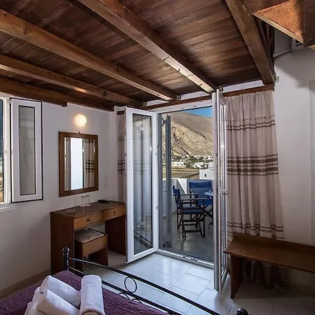 Petra Nera ホテル 2*