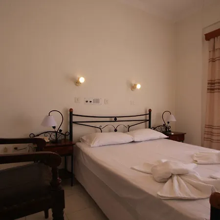 Hotell Petra Nera 2*