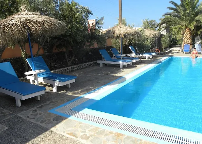Petra Nera Hotel Perissa (Santorini)