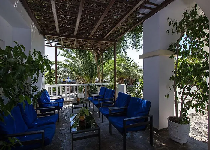 Hotel Petra Nera Perissa (Santorini)