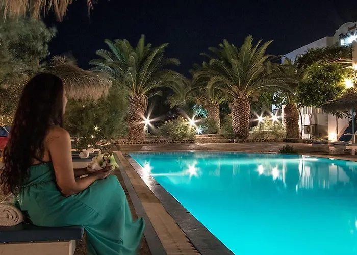 Petra Nera Hotel Perissa (Santorini)