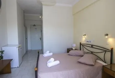 Petra Nera Hotel Perissa (Santorini)